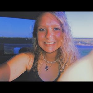 Meet your Posher, Kara